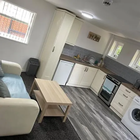 Luxury * Leeds (West Yorkshire)